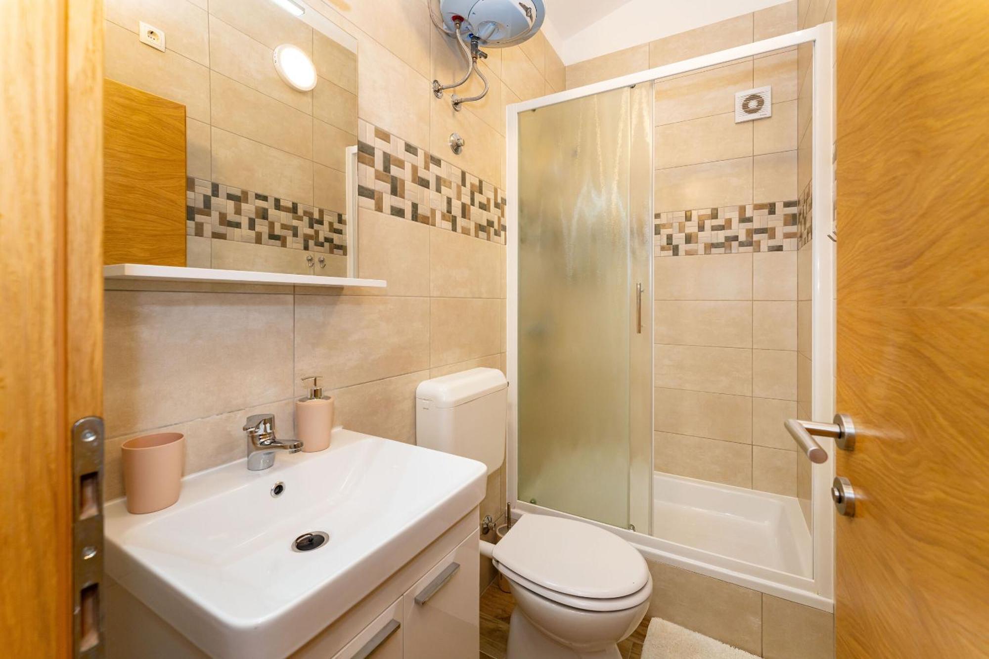 Apartments Nadica - Free Parking Nin Luaran gambar